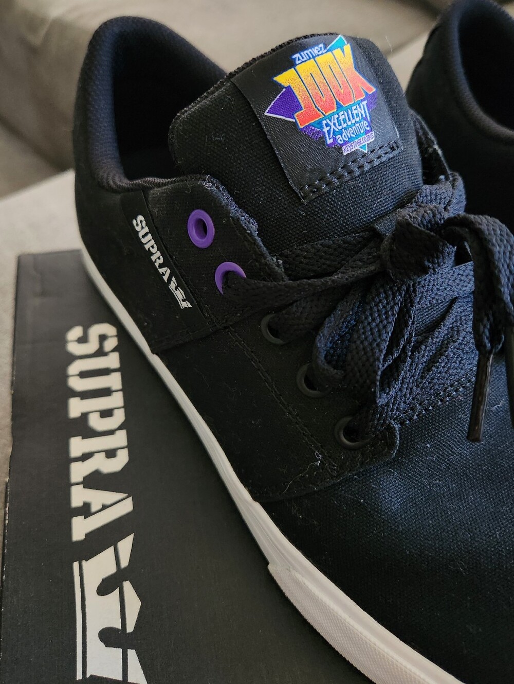Supra Black Low-Top Loafers with White Sole and Purple Eyelets - Picture 5 of 6